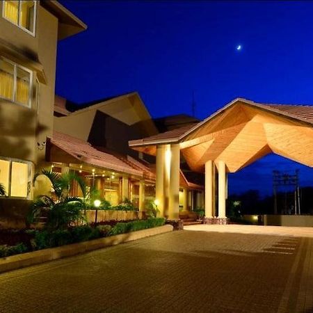 The Chariot Resort & Spa Puri Buitenkant foto