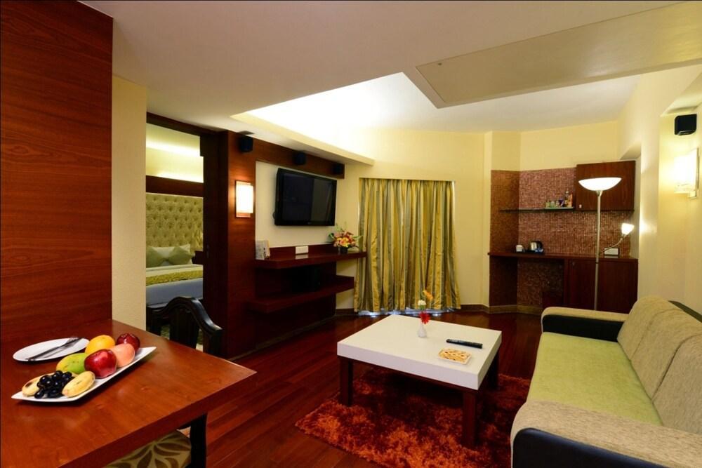The Chariot Resort & Spa Puri Buitenkant foto