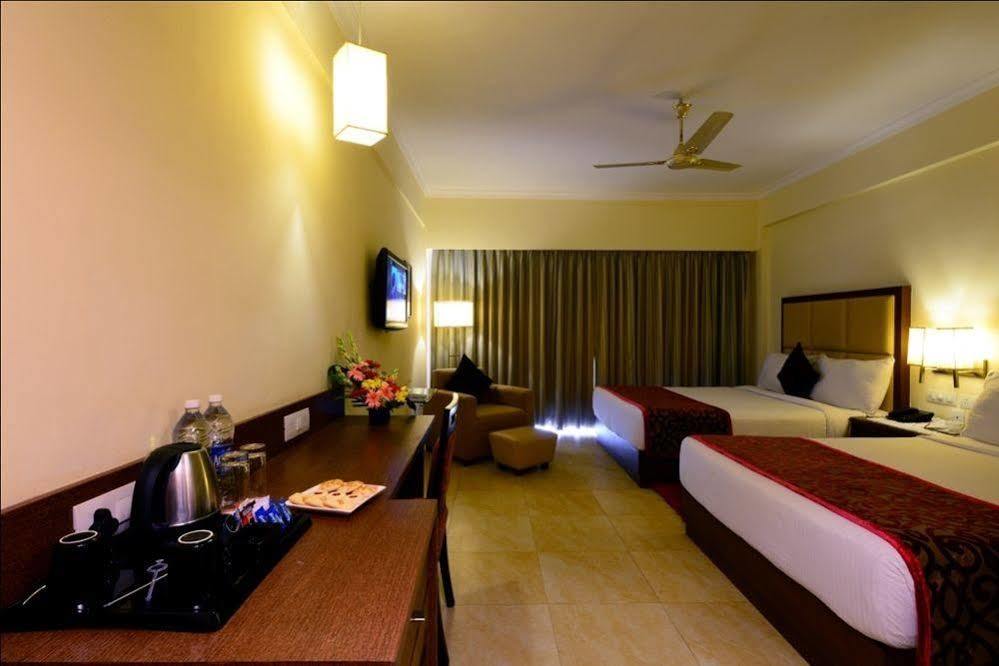 The Chariot Resort & Spa Puri Buitenkant foto